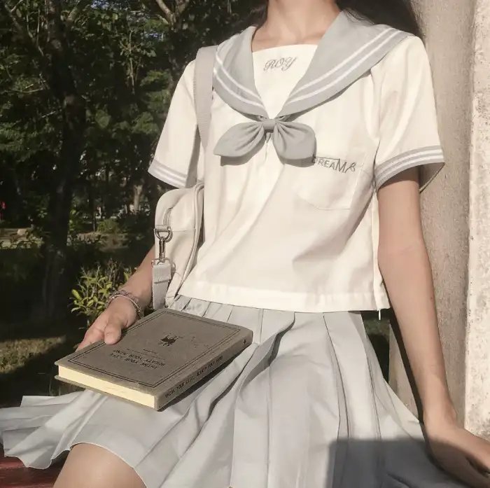 重生后我抢了仇人未婚妻